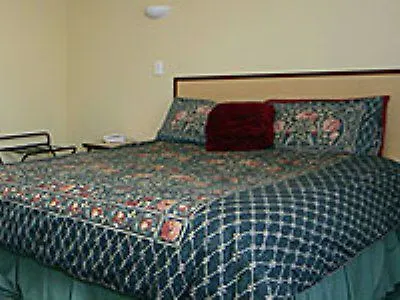 Antonios Motor Lodge Christchurch 4*,